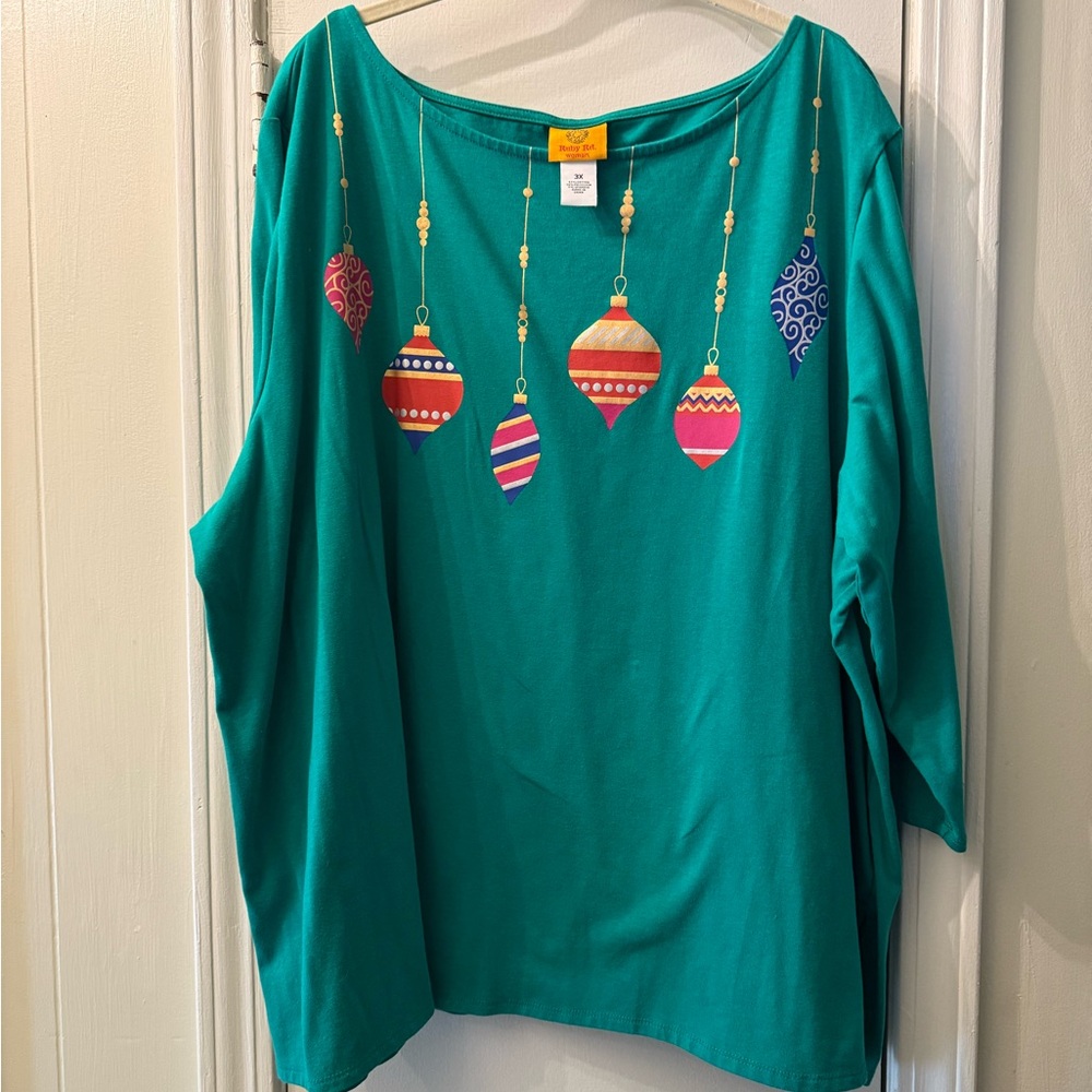 Festive Ruby Rd 3x Top with Ornament Design